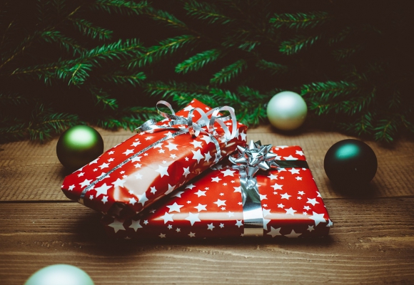 Etude Noël 2015 : Les Français prévoient d’acheter 9 cadeaux