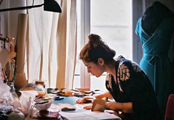 Clémence Cabanes, portrait d'une créatrice parisienne